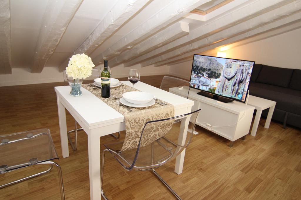 Apartamento Atico En Puerta Del Sol Madrid Kültér fotó